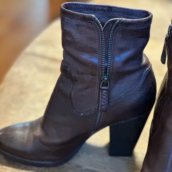 FRYE Stack Heel (3.5") Ankle Boot - Picture 2 of 6